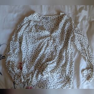 Women's White and Black Patterned Top